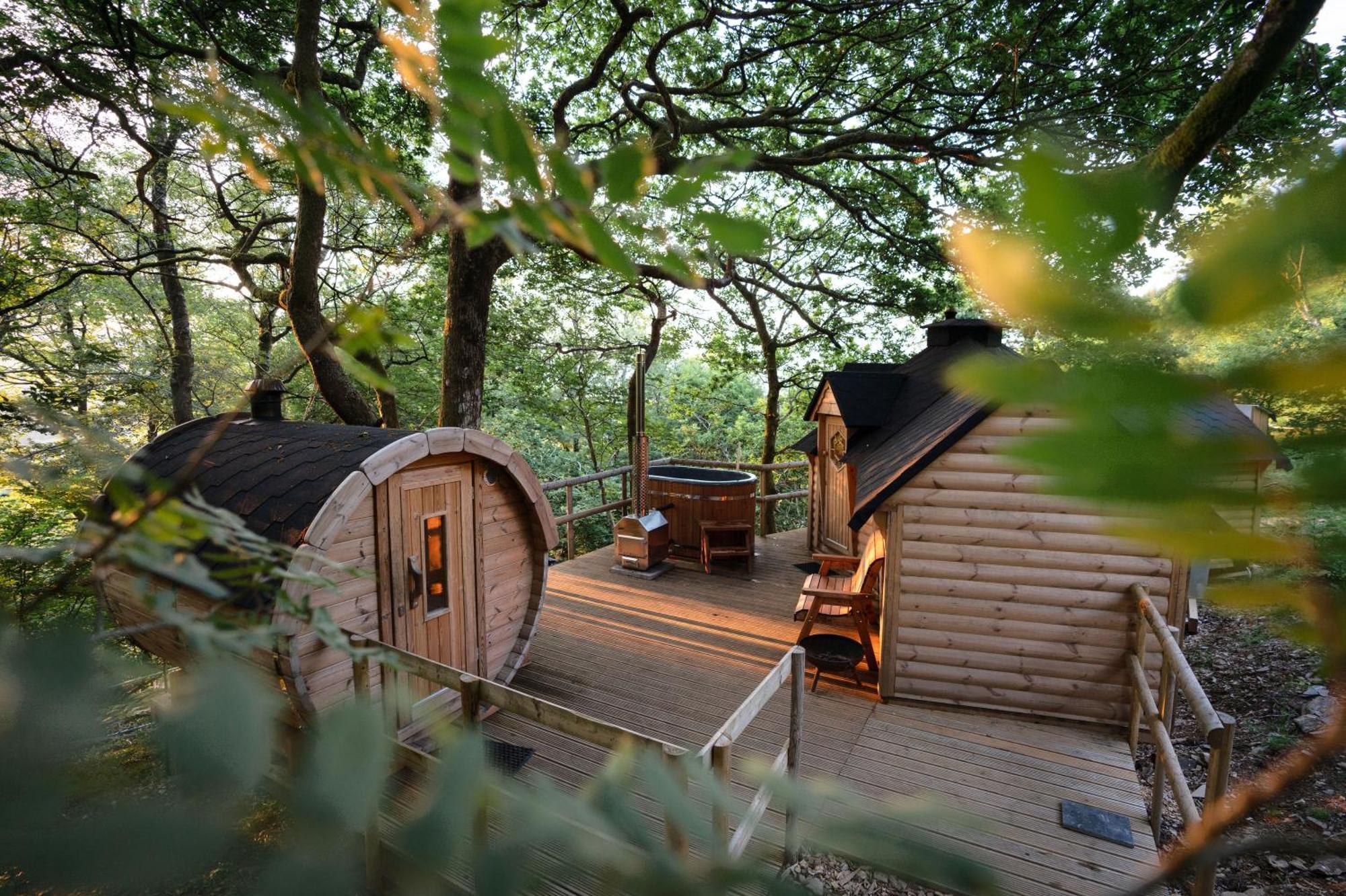 Chestnut Tree House With Hot Tub & Sauna Barmouth Exterior photo