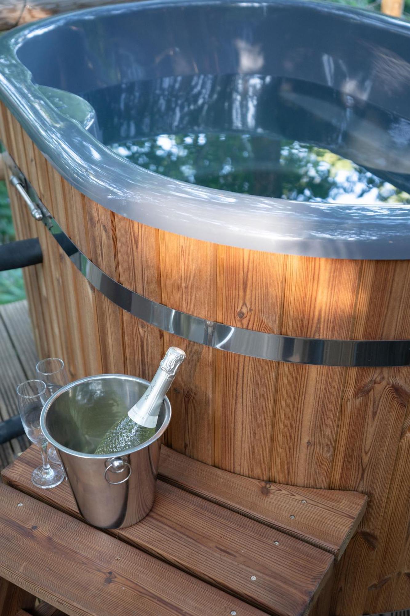 Chestnut Tree House With Hot Tub & Sauna Barmouth Exterior photo